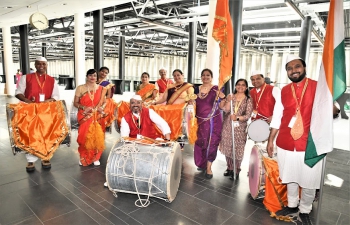 Rousing welcome of Hon'ble PM Shri Narendra Modi by the Indian community in Denmark